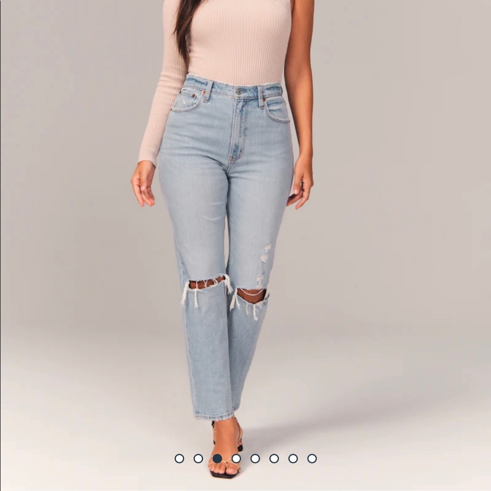 Abercrombie & Fitch Ultra High Rise Straight Ankle Jeans
